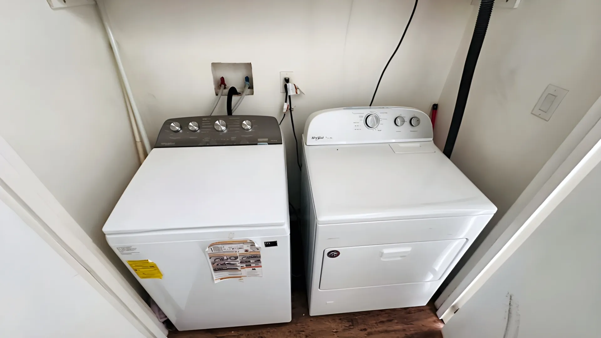 Laundry room in Gemini I